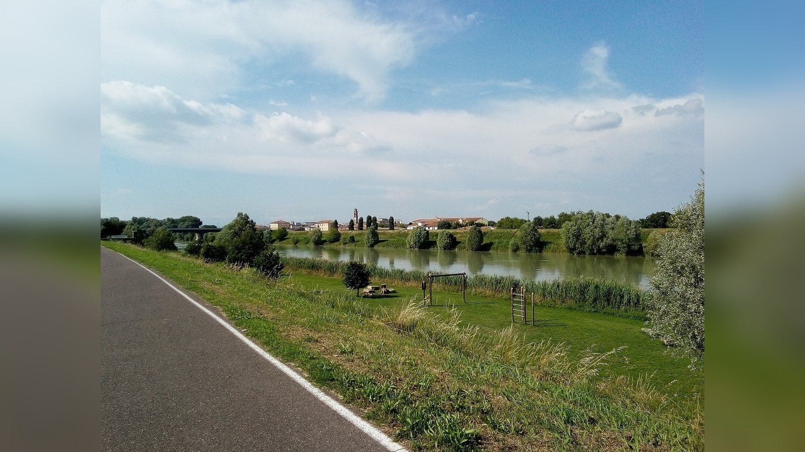 La golena dell'Adige nella pianura veronese